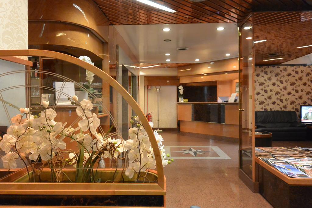 Hotel Lido Milan Luaran gambar