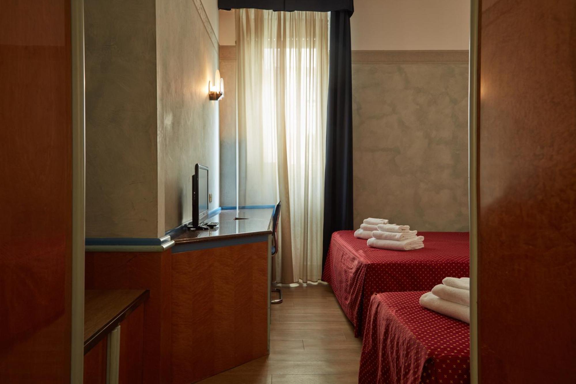 Hotel Lido Milan Luaran gambar