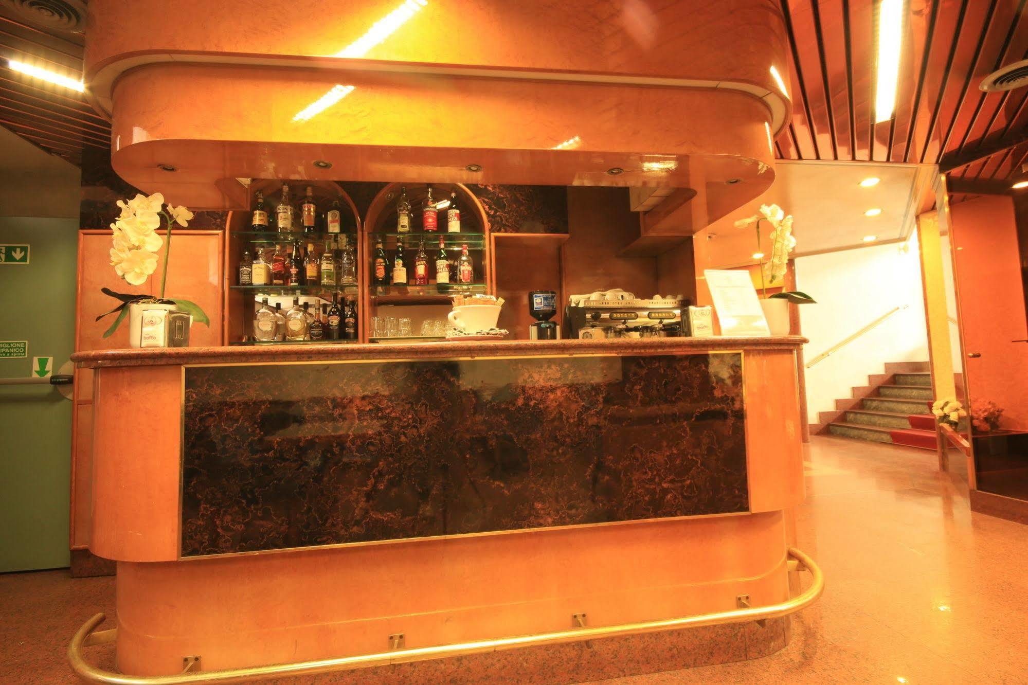 Hotel Lido Milan Luaran gambar