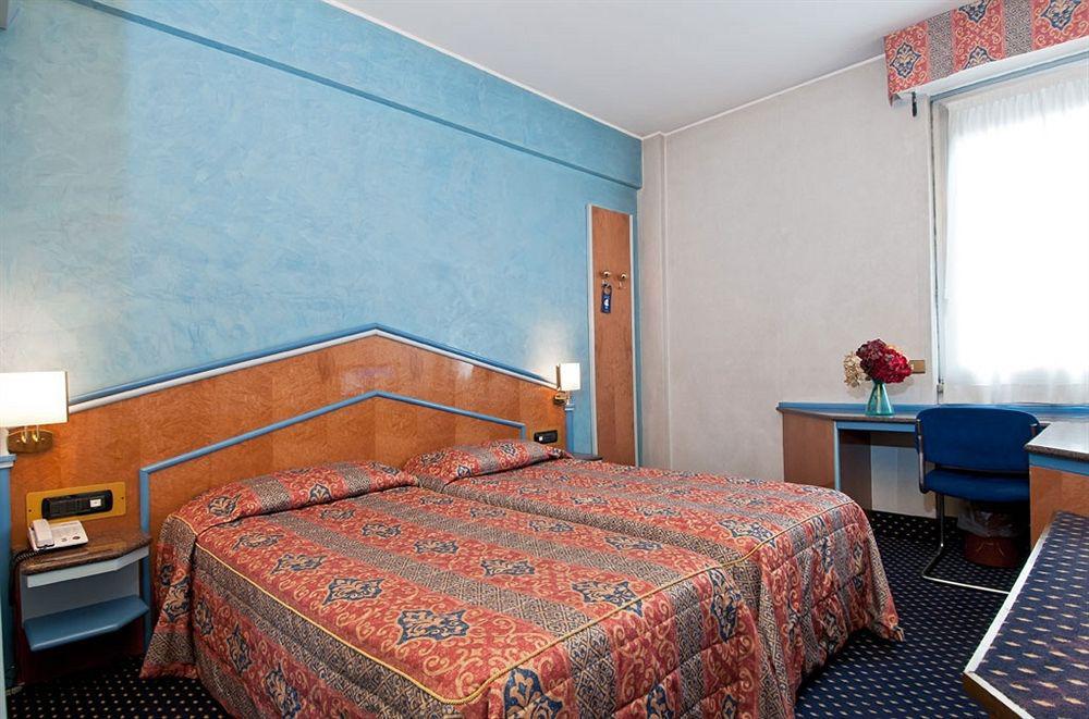 Hotel Lido Milan Luaran gambar
